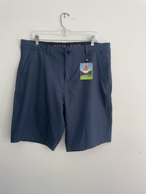 NWT River Edge Men's Casual Hybrid Shorts Navy. UV protection Sz 36.